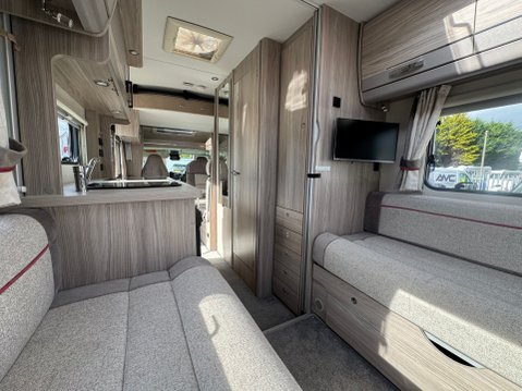 Elddis Majestic 196 12