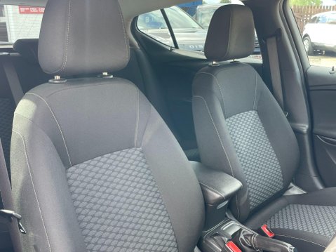 Vauxhall Astra 1.0i Turbo ecoFLEX Tech Line Euro 6 (s/s) 5dr 21