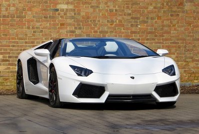Lamborghini Aventador LP 700-4 Roadster