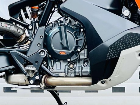 KTM Adventure 890 Adventure 