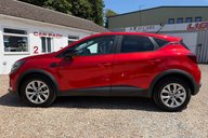 Renault Captur ICONIC TCE.. 3 MAIN DEALER SERVICES.. 1 PREVIOUS KEEPER.. STUNNING EXAMPLE 14