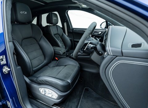 Porsche Macan GTS 14