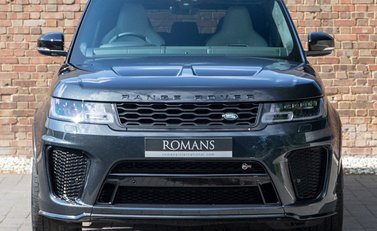 Land Rover Range Rover Sport 5.0 SVR 4