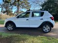 Dacia Sandero Stepway LAUREATE TCE 15