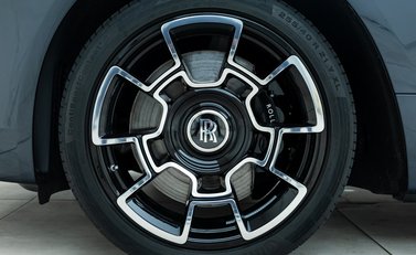 Rolls-Royce Dawn Black Badge 27