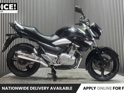 Suzuki Inazuma GW 2013 ONLY 12K NEW MOT WARRANTY 250CC COMMUTER BIKE