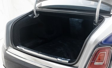 Rolls-Royce Phantom VIII EWB 73