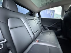 Tesla Model Y SUV 5dr Electric Auto RWD (346 ps) 27