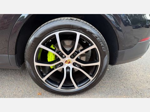 Porsche Cayenne 3.0 Cayenne V6 E-Hybrid Auto 4WD 5dr 40