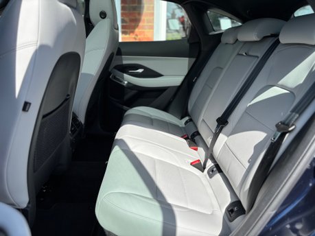 Jaguar E-Pace R-DYNAMIC S MHEV 18