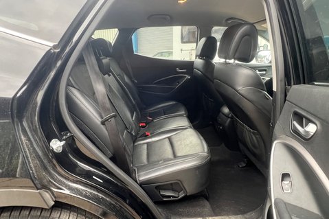 Hyundai SANTA FE PREMIUM CRDI - PART EXCHANGE TO CLEAR - MOT NOVEMBER 14