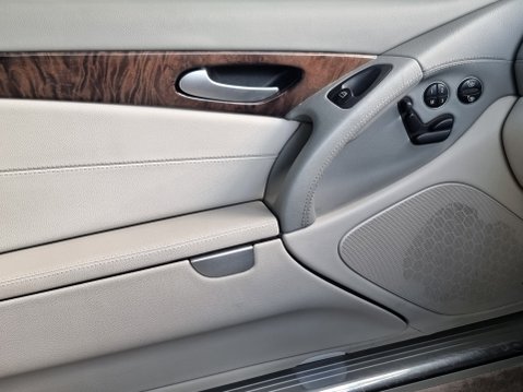 Mercedes-Benz SL Series SL350 44