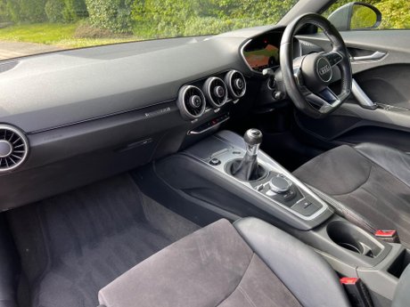 Audi TT 1.8 TFSI Sport Euro 6 (s/s) 3dr 27