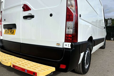 Vauxhall Movano L2H2 130 ps F3500 Mobile Workshop Van - Air Con 25