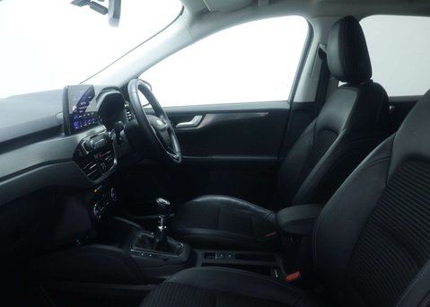 Ford Kuga 1.5 Kuga Titanium First Edition 5dr 44