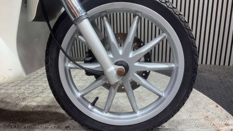 Piaggio Liberty 2012 PROJECT 2 STROKE 2T SCOOTER SPARES OR REPAIR 50CC 10