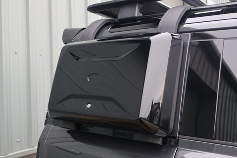 Land Rover Defender 110 2026  MODEL 350 HARD TOP X-DYNAMIC HSE WORLD TOUR  STYLED BY SEEKER  16