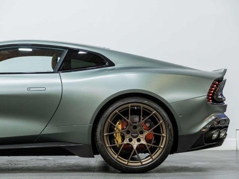 Aston Martin Vanquish 5.2 V12 BiTurbo Coupe 2dr Petrol Auto Euro 6 (s/s) (835 ps) 27