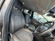Ford Fiesta TITANIUM 8