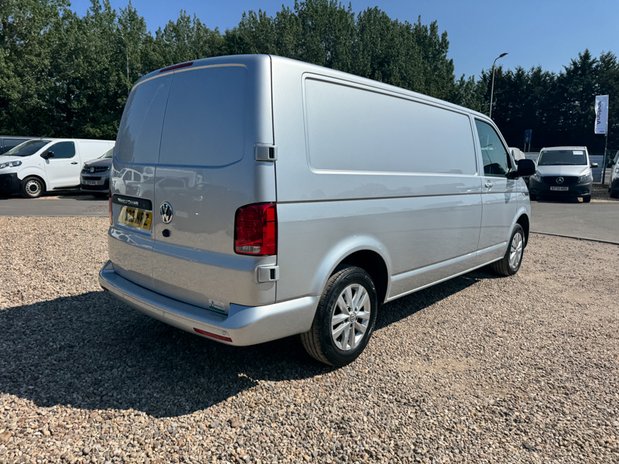 Volkswagen Transporter LWB L2H1 [SOLD SM] Low Roof Highline T30 Air Con Alloys Camera 6
