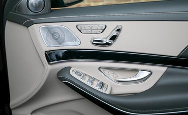 Mercedes-Benz M Class S600 30