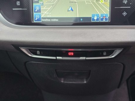 Citroen Grand C4 Picasso 1.6 e-HDi Exclusive+ MPV 5dr Diesel ETG6 Euro 5 (s/s) (115 ps) 47