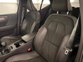 Volvo XC40 2.0 D3 R-Design Euro 6 (s/s) 5dr 9