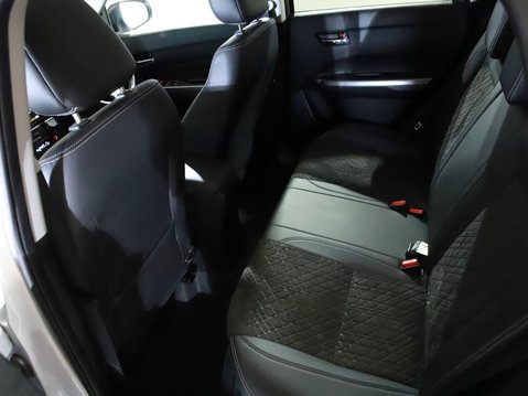 Suzuki Vitara 1.4 Boosterjet SZ5 ALLGRIP 5dr Auto 35