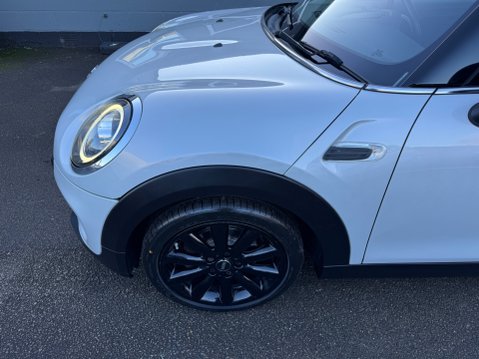 Mini Hatch 1.5 Cooper Euro 6 (s/s) 3dr 4