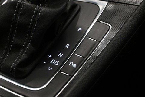 Volkswagen Golf 2.0 Golf GTD Semi-Auto 5dr 57