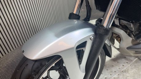 Honda NC700 2012 ONLY 18K FULL LUGGAGE MANUAL NEW MOT A2 700CC 15