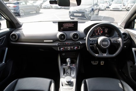 Audi Q2 SQ2 TFSI QUATTRO VORSPRUNG