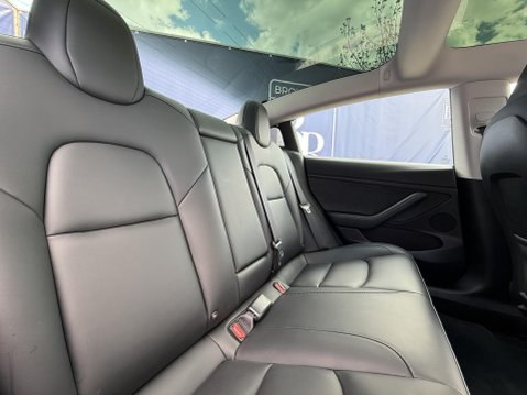 Tesla Model 3 (Dual Motor) Performance Saloon 4dr Electric Auto 4WDE (Performance Upgrade 25