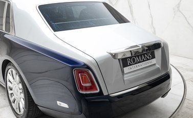 Rolls-Royce Phantom VIII EWB 70
