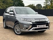 Mitsubishi Outlander PHEV EXCEED 1