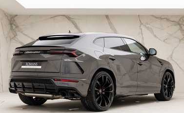 Lamborghini Urus 7