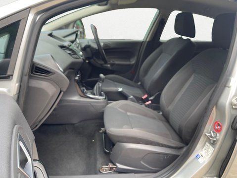 Ford Fiesta 1.0T EcoBoost Zetec Euro 5 (s/s) 5dr 15