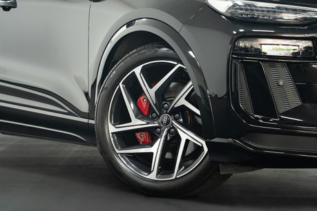 Audi E-Tron 100kWh S Edition 1 SUV 5dr Electric Auto quattro (490 ps) 26
