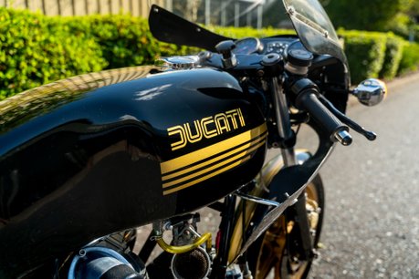 Ducati 900 SS DESMO. EXCELLENT EXAMPLE. NEW GASKETS. UPDATED CARBS. SINGLE & DUAL SEAT 8