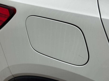 Volvo XC40 2.0 XC40 Momentum D3 5dr 33