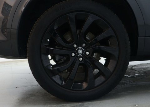 Land Rover Discovery Sport 2.0 Discovery Sport R-Dynamic HSE D Auto 4WD 5dr 13