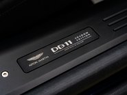 Aston Martin DB11 V8 VOLANTE 18