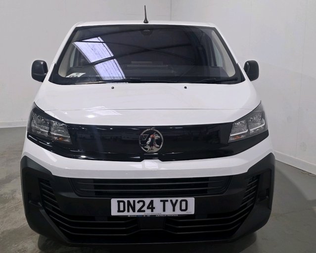 Vauxhall Vivaro VIVARO XL DIESEL 2.0 Turbo D 145 Prime H1 Van