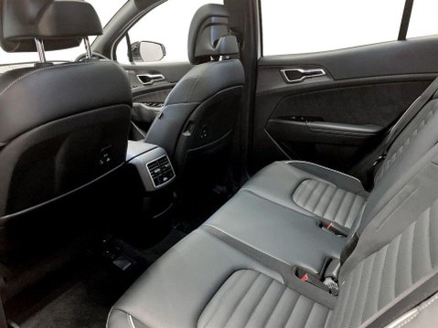 Kia Sportage 1.6 T-GDi 13.8kWh GT-Line S SUV 5dr Petrol Plug-in Hybrid Auto AWD Euro 6 ( 21