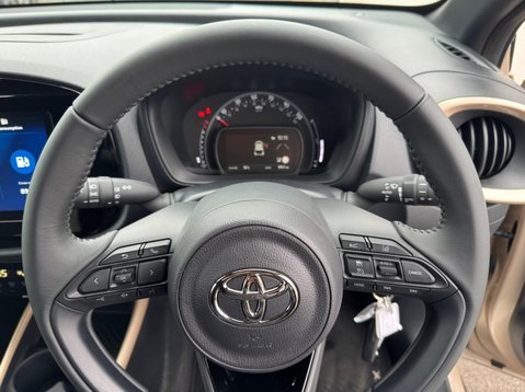 Toyota Aygo X VVT-I EDGE 32