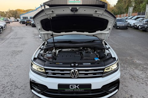 Volkswagen Tiguan R-LINE TECH TDI 4MOTION DSG -TOWBAR -ELECTRIC TAILGATE -KEYLESS -CARPLAY 61