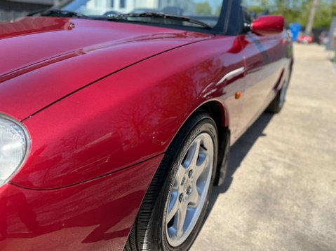 MG MGF 1.8i Convertible 2dr Petrol Manual (178 g/km, 118 bhp) 39