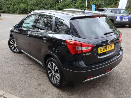 Suzuki SX4 S-Cross 1.4 Boosterjet SZ5 Auto ALLGRIP Euro 6 (s/s) 5dr 4