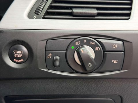 BMW M5 5.0 V10 Saloon 4dr Petrol SMG Euro 4 (507 ps) 62