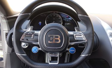 Bugatti Chiron 30